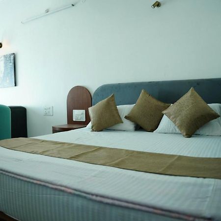 The Periwinkle Homestay Бхимтал Экстерьер фото