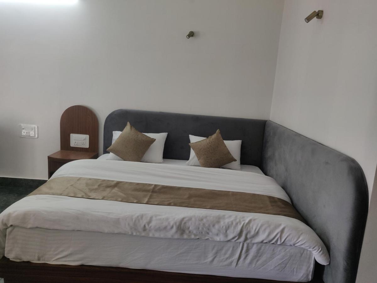 The Periwinkle Homestay Бхимтал Экстерьер фото
