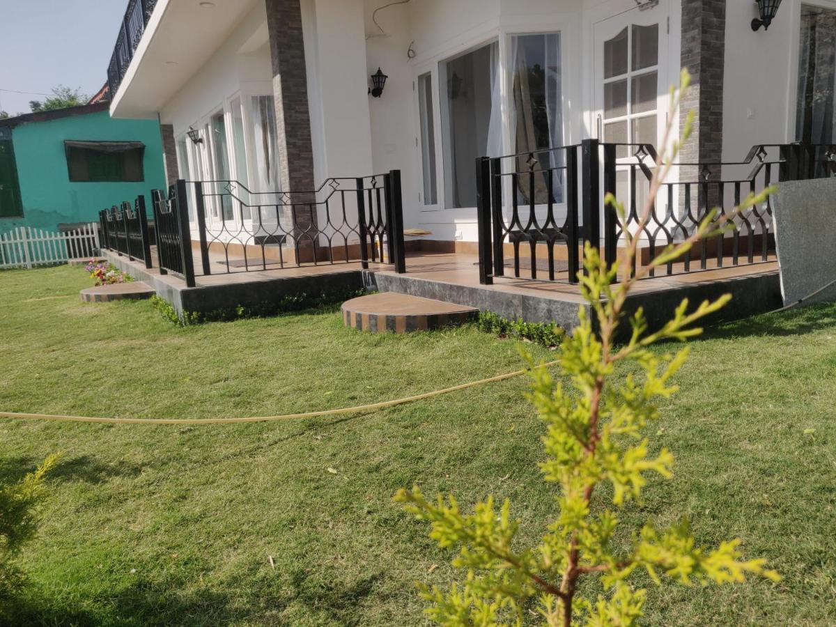 The Periwinkle Homestay Бхимтал Экстерьер фото