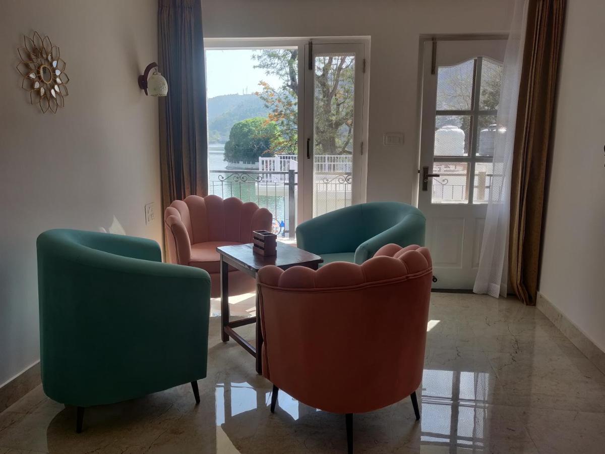 The Periwinkle Homestay Бхимтал Экстерьер фото
