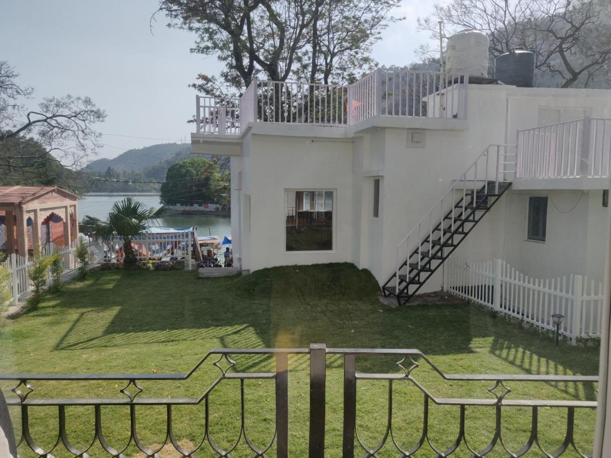 The Periwinkle Homestay Бхимтал Экстерьер фото