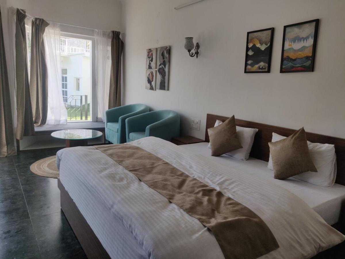 The Periwinkle Homestay Бхимтал Экстерьер фото